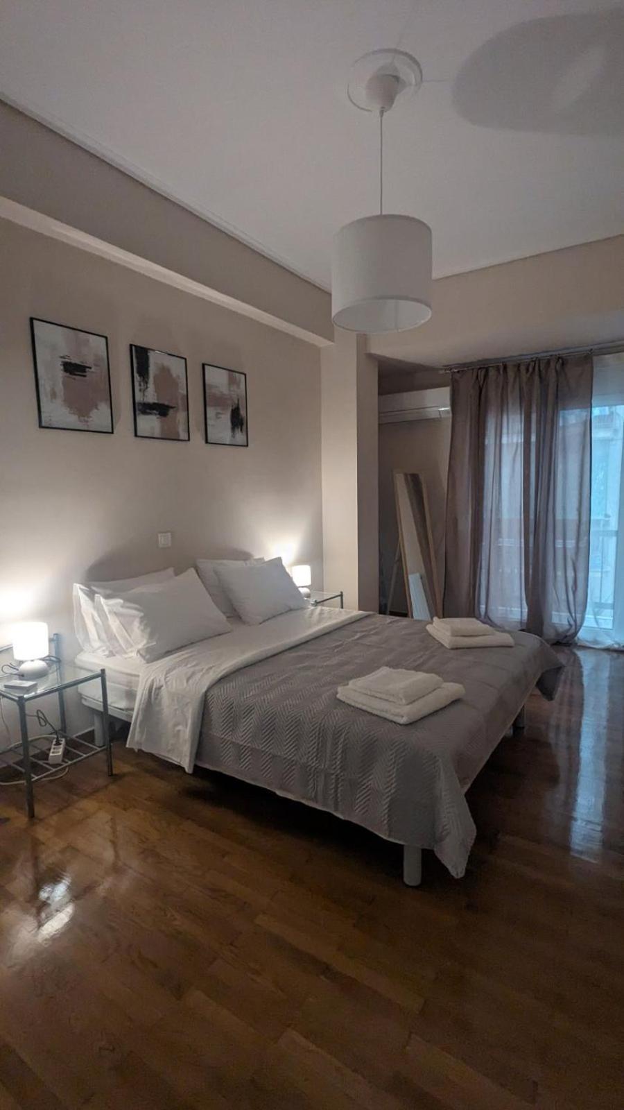 Luxury & Spacious Apartment In เอเธนส์ ภายนอก รูปภาพ