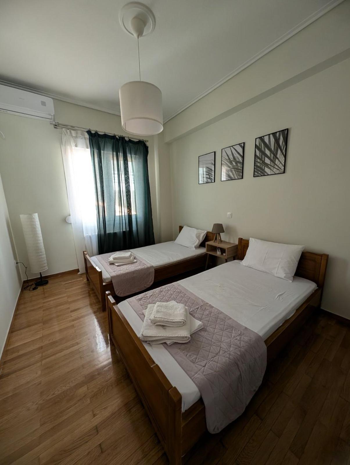 Luxury & Spacious Apartment In เอเธนส์ ภายนอก รูปภาพ