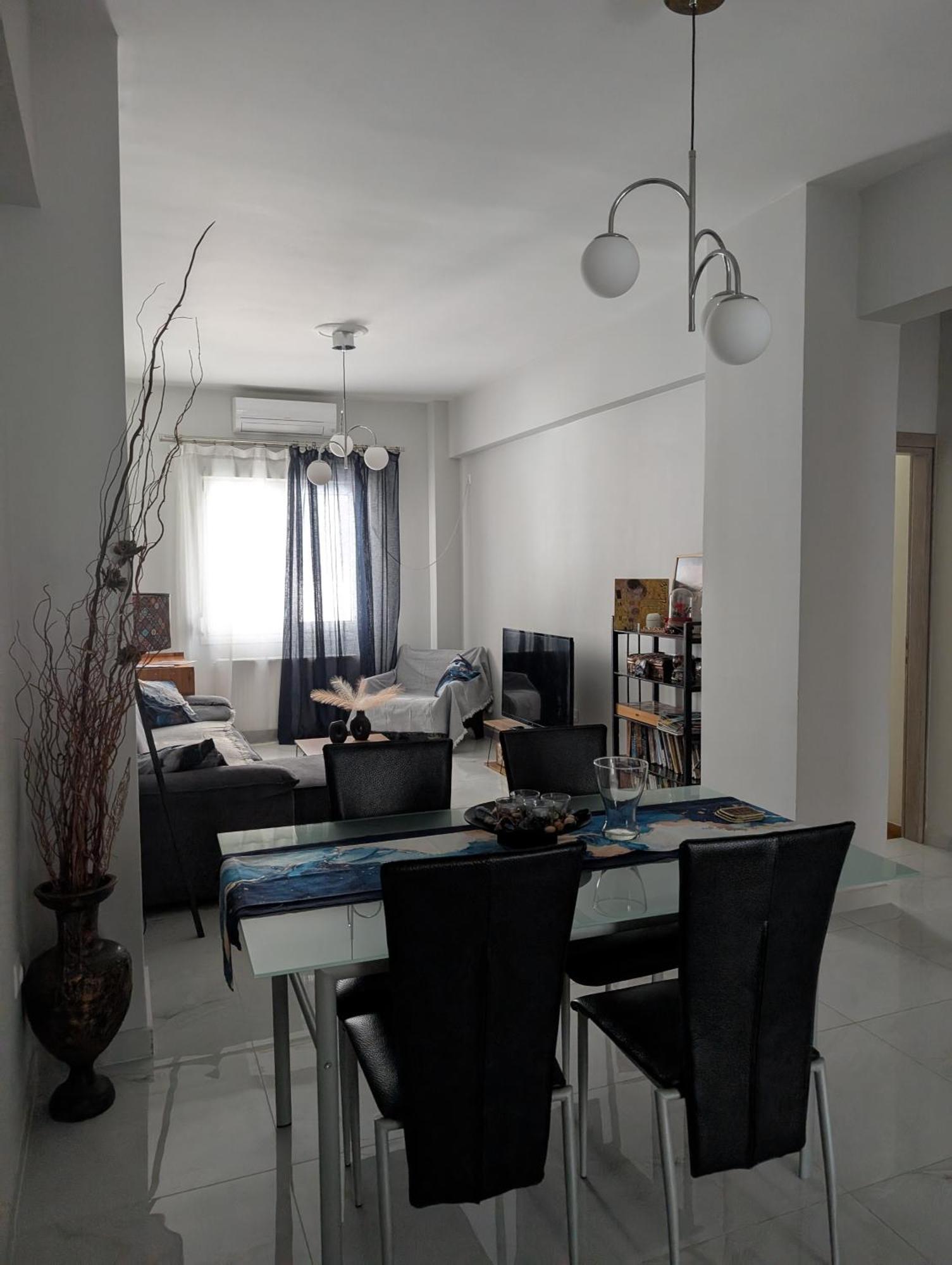 Luxury & Spacious Apartment In เอเธนส์ ภายนอก รูปภาพ